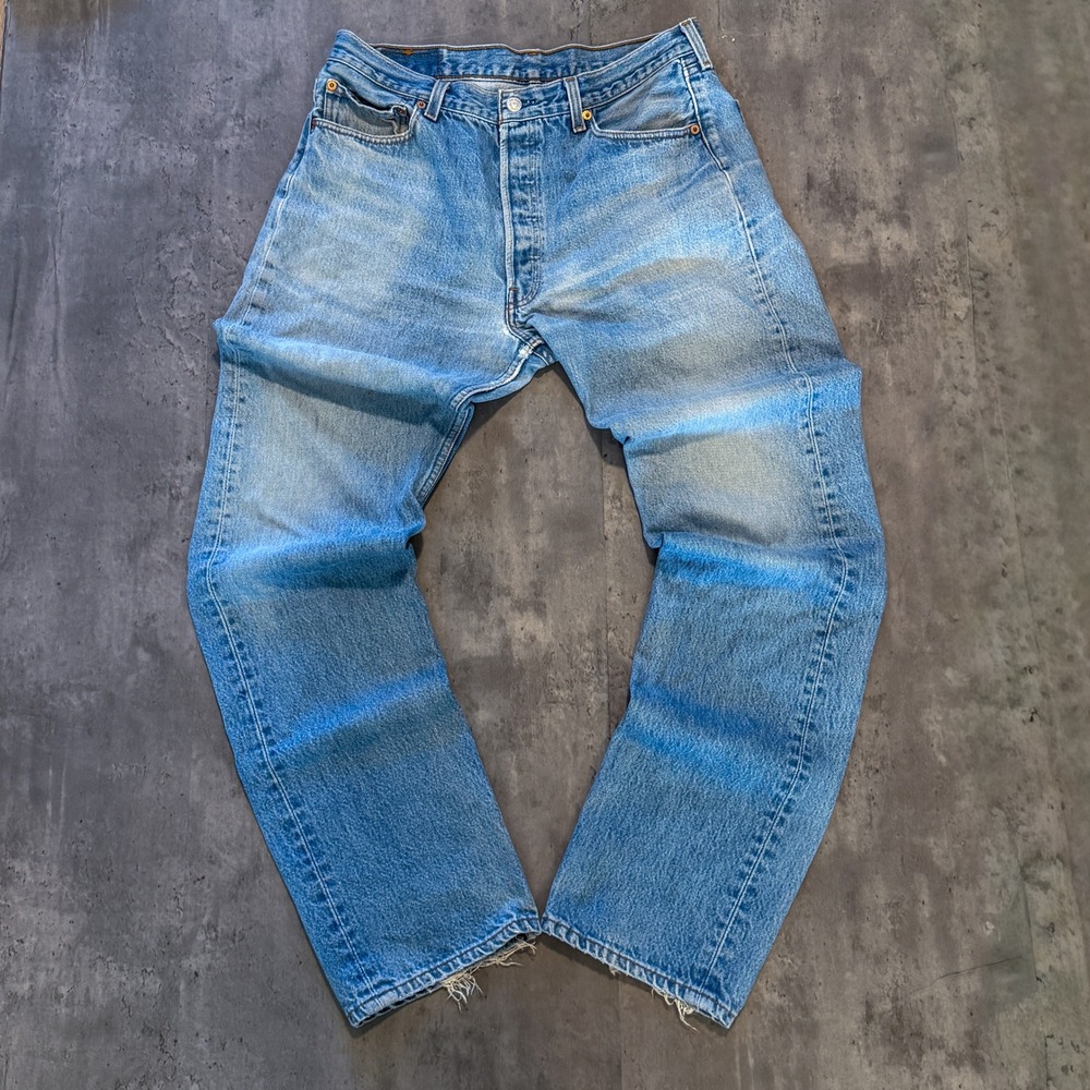 Vintage VTG Y2K 2000's 00's Levi's 501XX Baggy Relax Fit Wide Legged Denim Jeans